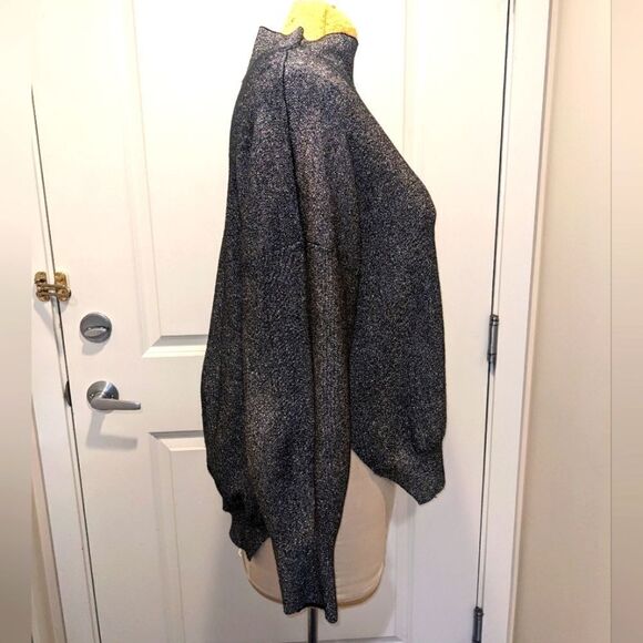 $5 Item! H&M L Sparkly Silver Mock Neck Stretch Knit Slit Side Sweater - Picture 4 of 8